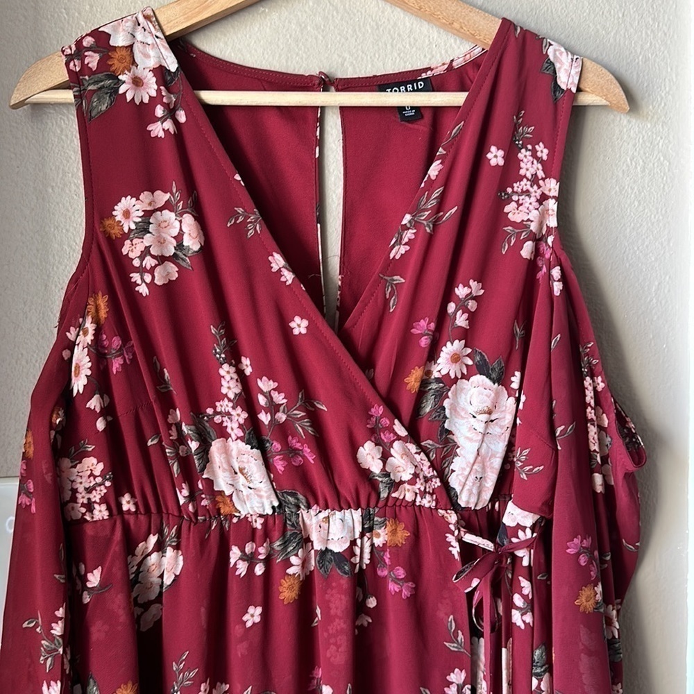 TORRID Red Floral Cold Shoulder Chiffon Wrap Dress - Picture 6 of 13
